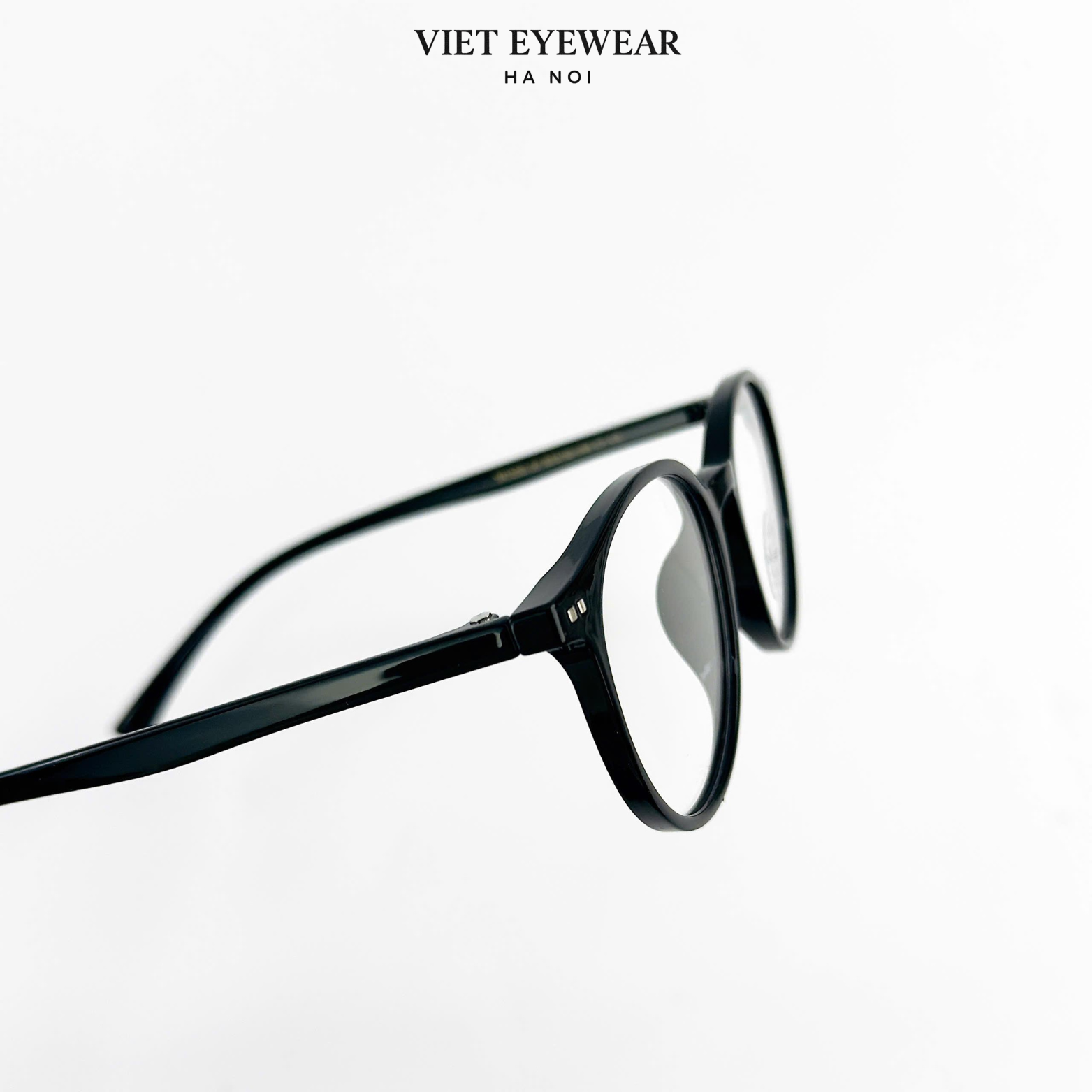 VIET EYEWEAR 1335 Schwarz weiß