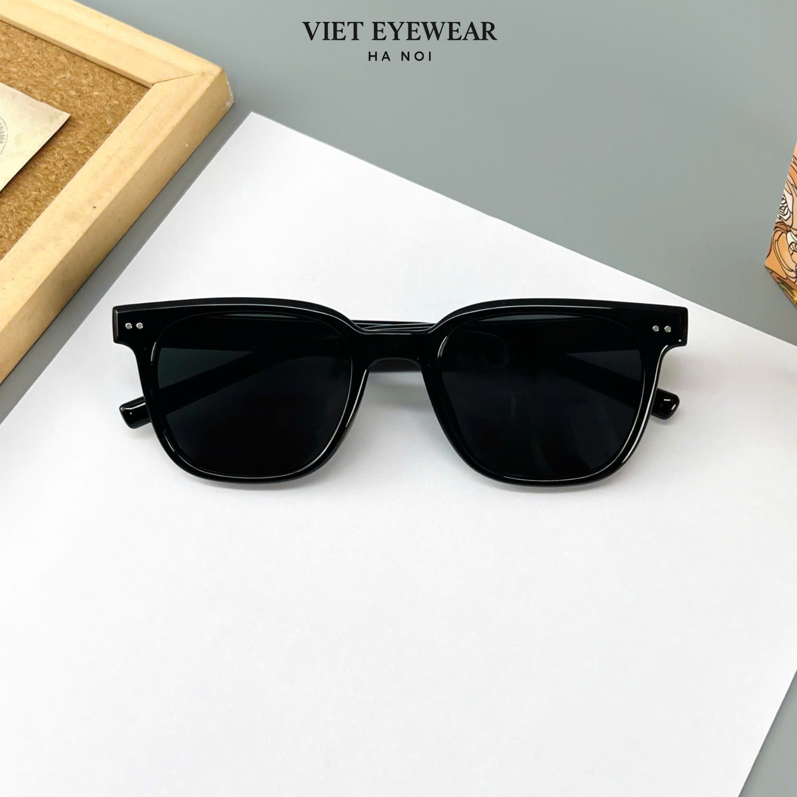 VIETEYEWEAR R335 Schwarz