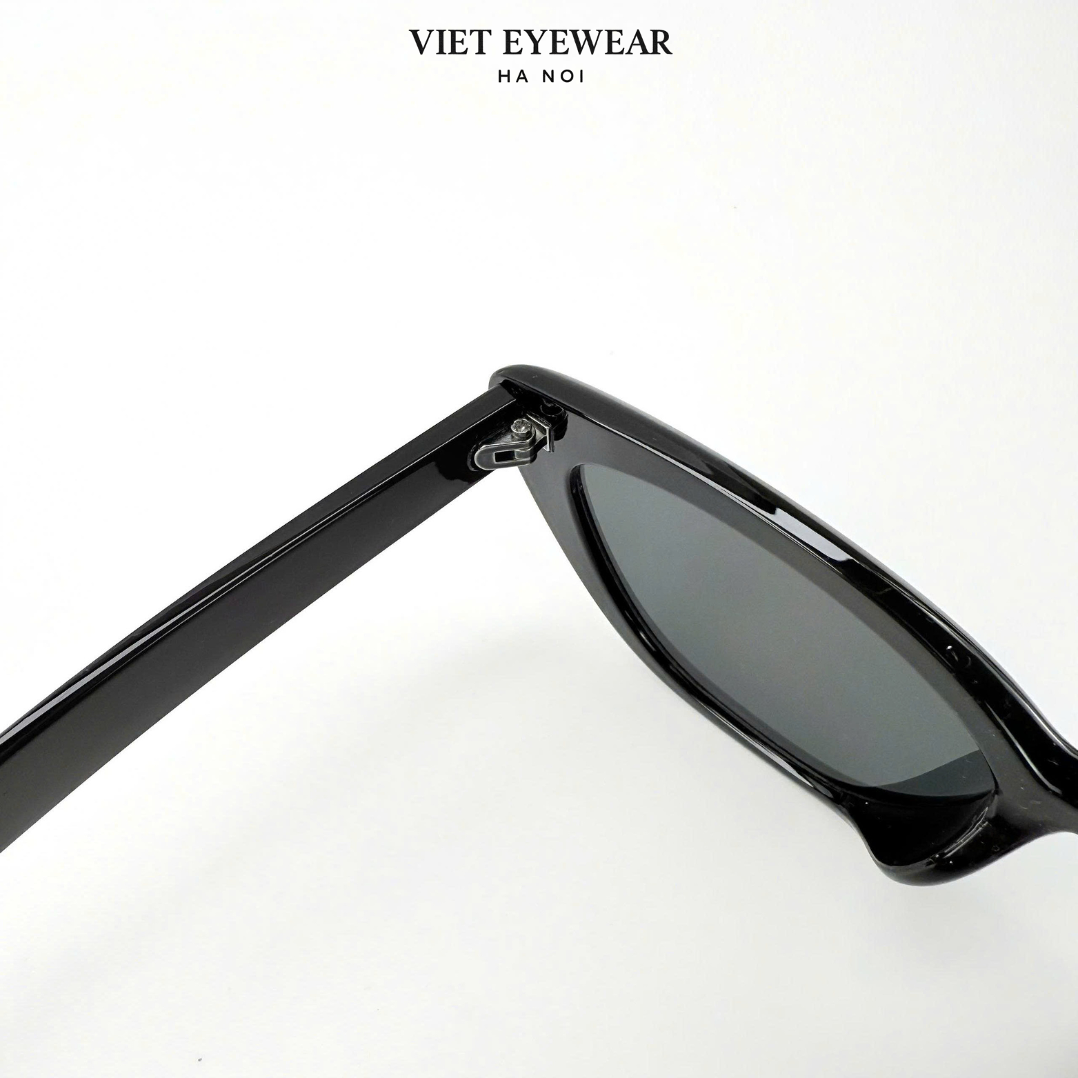 VIET EYEWEAR R420 Schwarz