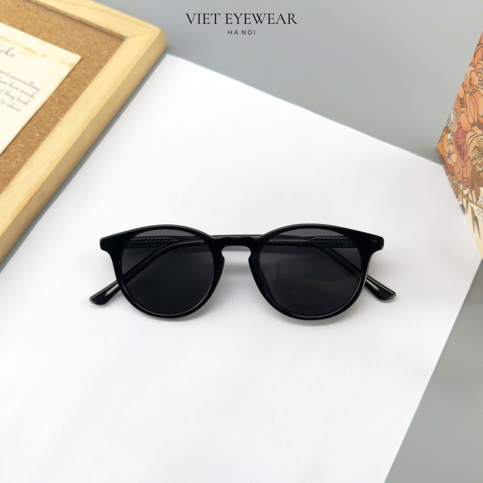 VIET EYEWEAR 28030 Schwarz