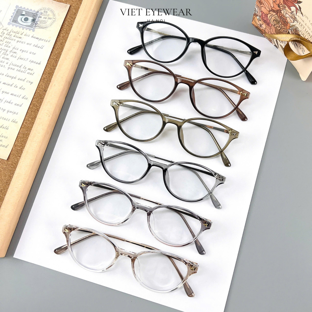 VIET EYEWEAR 30319 Hellviolett