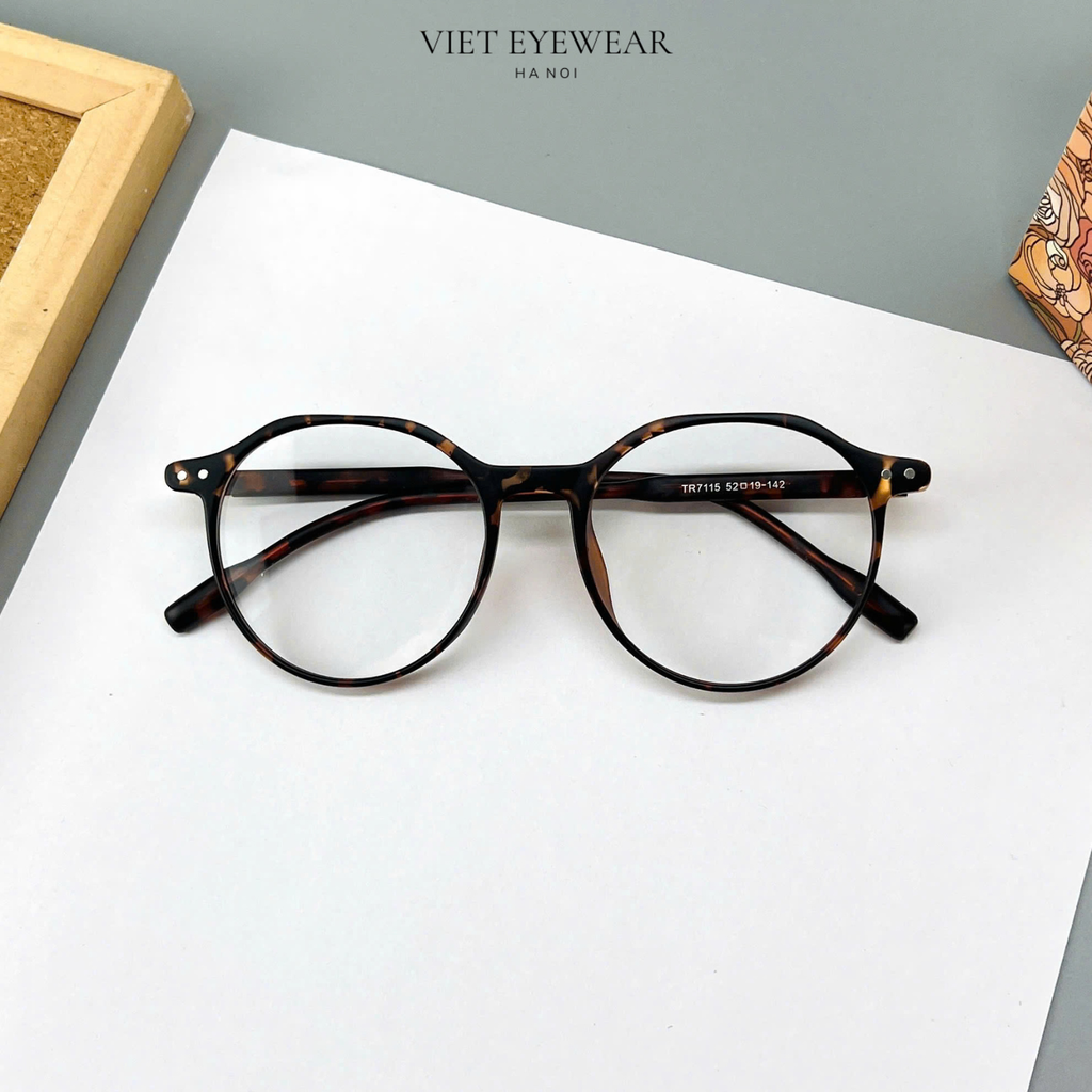 VIET EYEWEAR 7115 Braun mit schwarzen Flecken